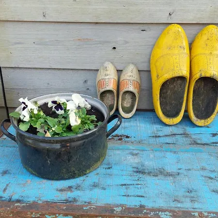 Hut-spot, Comfortabel Houten Tuinhuis Oud Ade