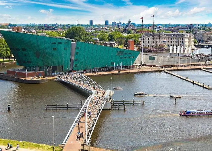 Hut-spot, Comfortabel Houten Tuinhuis