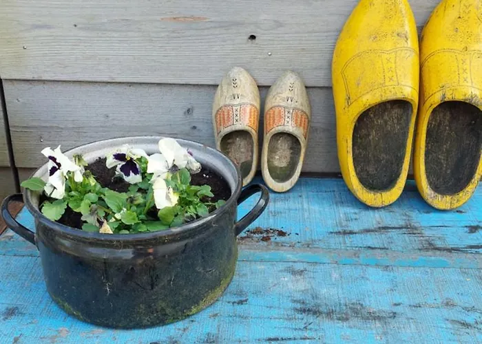 Hut-spot, Comfortabel Houten Tuinhuis Oud Ade