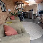 Hut-spot, Comfortabel Houten Tuinhuis Oud Ade